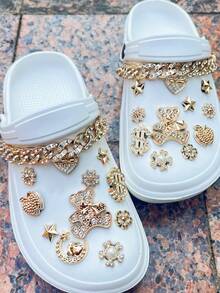 Conjunto de 24 enfeites de jardim DIY com laço de urso dourado com strass, fivela de corrente de cristal dourada, flores removíveis para sapatos, ideais para sandálias, sapatos vazados, presentes de Natal e para todas as estações. - Ouro - Ver 3