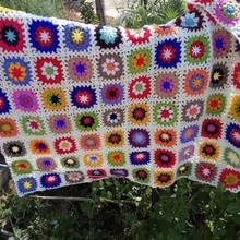 2片/20片/30片装手工编织花卉方块 - 色彩鲜艳的混合色，精致的花卉图案，高品质纱线，适合用于毛衣装饰、家居装饰、DIY毯子、桌布、窗帘等，适合初学者钩编，是理想的成人礼物。