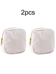 半个方形灯芯绒化妆包收纳袋，扁平洗漱包，旅行化妆洗漱包。可用于收纳化妆品、文具，或作为多功能日常包使用，是学生和上班族的理想之选。