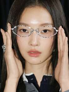 Rhinestone Oval Eyeglasses Frame, Niche High-End Non-Prescription Glasses, Metal Minimalist Style For Photography - Multicolor - View 3