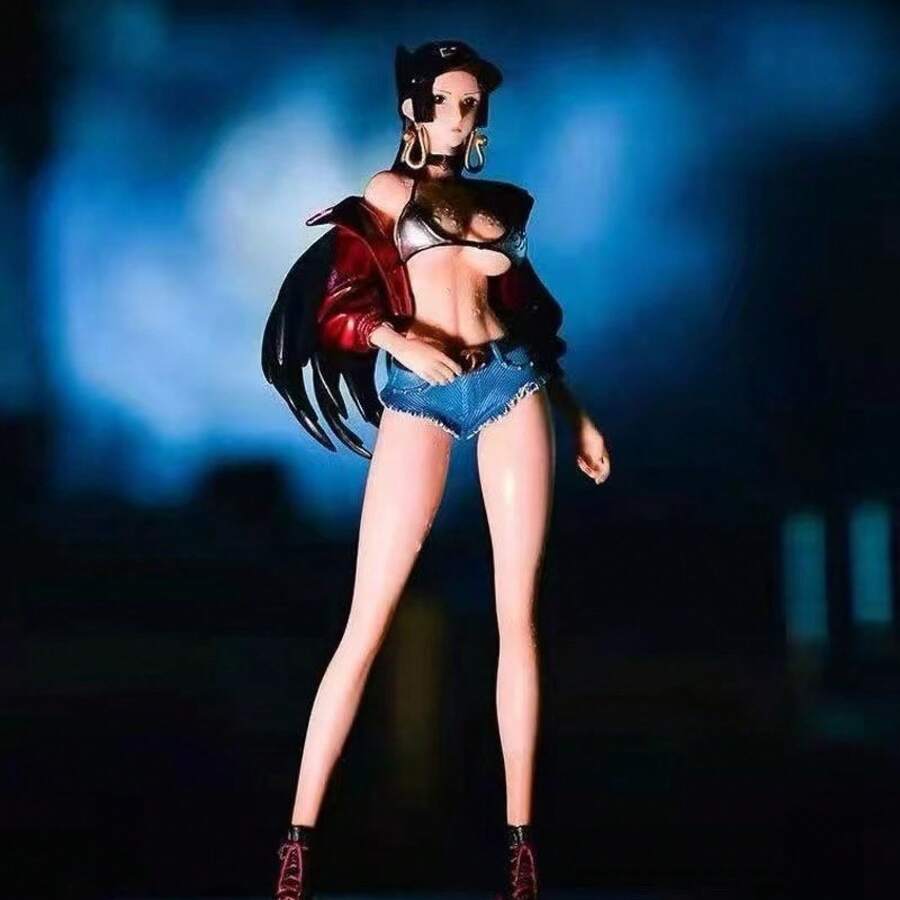 1pc Anime Girl Figure - Streetwear Style Boa Hancock/Nico Robin/, Sitting Yamato, Kneeling Miku - 坐姿大和-袋裝 - 查看 1