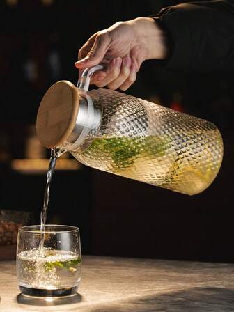 1个亚克力水壶，透明亚克力果汁瓶，条纹牛奶冰饮壶带盖，冷水瓶，适合自制果汁、茶、柠檬水