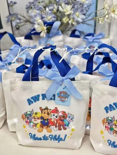 Paw Patrol Bolsa de lona con personajes de regalo temático de cumpleaños, regalo de regreso a la escuela, regalo de fin de trimestre, Rubble, Chase, Rocky, Zuma, Skye, Everest, Tracker, Tuck, Ella, Rex, WildCat, Liberty. Bolsa de tote para el aula de estudiantes. Bolsa de tote reutilizable y delicada. Bolsa de tote linda, se puede usar para libros, compras y comestibles. La imagen es solo para referencia, el producto está sujeto al artículo real.