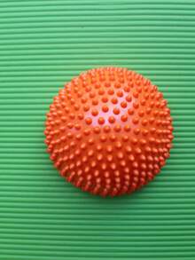Authentic Sensory Training Massage Ball, Tactile Durian Ball Yoga Fitness Ball, Sensory Intelligence River Crossing Stone, Pilates Foot Yoga Fitness Ball, Semi-Circle Balance Training Yoga Massage Ball - Multicolor - View 10
