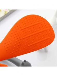 1个卡通松鼠勺不粘饭勺可爱餐勺烹饪工具厨房配件