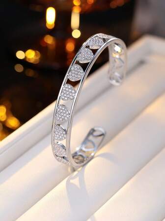 1件装女士开口手镯，微镶嵌合成锆石心形手镯，时尚优雅，适合女性日常佩戴，节日礼物（无包装盒）