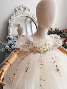女婴刺绣花瓣袖镂空露背网纱派对优雅公主裙，适合儿童生日派对、花童、婚礼、宴会、节日庆典等场合。 - 香檳色 - 查看 4