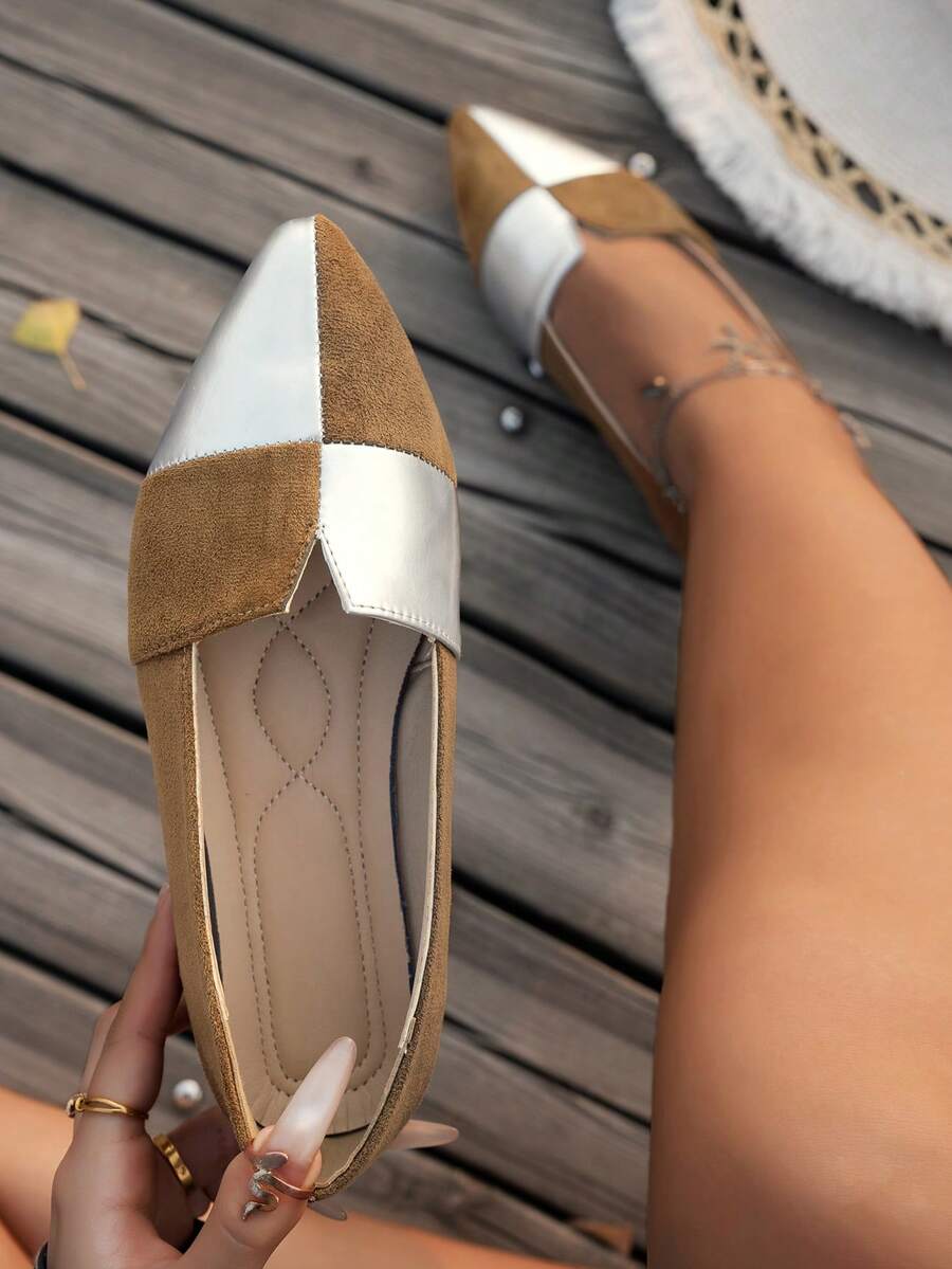 大码尖头棕银撞色平底乐福鞋，舒适休闲百搭，适合春秋季、毕业典礼、约会、购物、通勤、派对等场合。 - 卡其色 - 查看 1