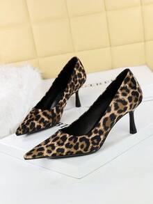 European & American Pointed Toe Leopard Print Sexy Stiletto Commuting & Casual Low Vamp Elegant Ladies' Pumps - Leopard Print - View 4