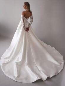 Vintage Off-Shoulder Long Lace Sleeve Corset Satin Ball Gown Wedding Dress With High Slit, Wedding Dresses For Bride, Elegant And Comfortable, Including Plus Size, Bridal Gown, Formal Dresses For Women, Suitable For Wedding, Party, Vacation, Bride, Formal Occasions, Dinner Dress, Prom Dress, After-Party Dress, Homecoming Dress, Cocktail Party, Birthday Party, Celebration, Gala, Festival, Ceremony - 白色 - 查看 5