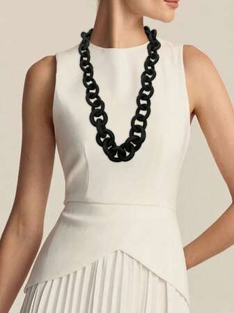 MARLIWOO 1pc Unique Gothic Style Hollow Round Hiphop Fashion Necklace For Women, Party Accessory