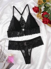 1 Set Sexy European & American Style Lace French Triangle Cup Push-Up Adjustable Front-Closure Bra & Thong Lingerie Set For Women - Black - View 2