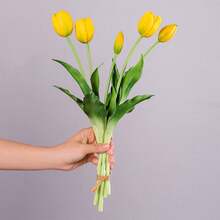 M.S MO SHI HOME FURNISHINGS 1 朵白色仿真郁金香，逼真 5 朵人造花，适合家居装饰、DIY 花瓶插花、卧室装饰、餐桌摆设、书桌装饰、中心装饰品、花园、婚礼装饰、新娘捧花、生日、复活节、情人节、母亲节、派对装饰、送给母亲的礼物、礼品和装饰品。 - 彩色 - 查看 16