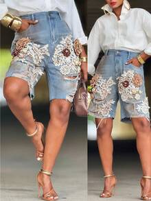 Valentine's Day, Date Night Outfit, Gifts For Her Women's Light Blue Denim Distressed Shorts - 3D Lace Flower Embellishments & Ripped Fringe Hem | Sweet-Edgy Mix Style For Brunch Dates, Daily Hangouts & Casual Meetups (Denim Comfortable & Decorative Chic Detail) For Effortless Date-Ready & Daily Sty - 藍色 - 查看 9