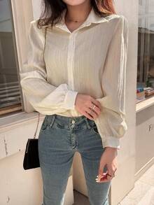 EARO Damblus med vit textur, figurnära modell med kronbladsärmar, lämplig för pendling, dejting och semester - Aprikos - Visa 5