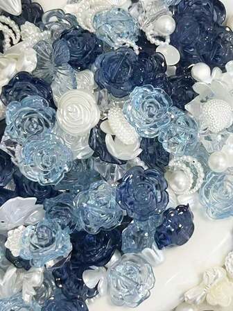 70g/Pack Transparent Blue Resin 3D Roses, Bows, Faux Pearls, Suitable For DIY Bracelets, Phone Cases, Necklaces, Jewelry, Handmade Gifts, Multi-Purpose Pierced Jewelry And Decorations, Affordable And High Cost-Effective, Can Be Used To Make Celebrity Card Props, Decorations And Landscape Paintings. Various Styles Including Faux Pearls, Ice Cubes And Roses, All Made With Exquisite Craftsmanship, Individually Packaged.