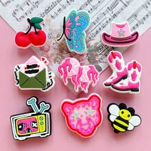 9件套梦幻杂货店系列，PVC可拆卸鞋饰，适用于腕带、DIY手工配件、创意街头元素鞋饰、圣诞礼物装饰品 - 粉色 - 查看 3