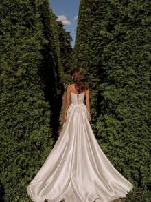 Strapless Sweetheart Wedding Dress, High Slit Satin Skirt, Vintage Glam Bridal Gown, Wedding Dresses For Bride, Reception Dress, Elegant And Comfortable, Suitable For Wedding, After-Party, Party, Vacation, Bride, Formal Occasions, Dinner Dress, Prom Dress, Homecoming Dress, Cocktail Party, Birthday Party - 白色 - 查看 4