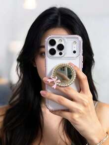 1个闪亮金属水钻珍珠蝴蝶结化妆镜支架+气垫二合一粉色手机壳，兼容苹果17/17 Air/17 Pro/17 Pro Max/16 Pro Max/16/16 Pro/15/15 Pro Max/15 Pro/11/12/13/14 Pro Max/11 Pro/11 Pro Max/12 Pro/12 Pro Max/13 Pro/13 Pro Max/14 Pro/14 Pro Max，创意优雅的苹果手机壳 - 珍珠鑽粉紅蝴蝶結鏡子支架手機殼 - 查看 1