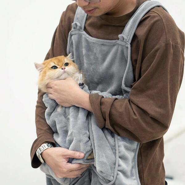 Portable Wearable Cat Tail Skirt, Prevents Cat Hair Loss, Convenient For Cat Grooming, Nail Clipping And Ear Cleaning, Anti-Scratch And Anti-Hair Attachment Device