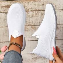Women's Athletic Shoes, Available In Plus Sizes, Slip-On Design, Lightweight And Breathable Mesh Upper, Slip-Resistant And Shock-Absorbing, Machine Washable, Sporty Style, Tennis Shoes, Perfect For Everyday Wear, Running, Fitness, Travel, And Shopping, Making A Great Women's Day And Mother's Day Gift. - 白色 - 查看 2