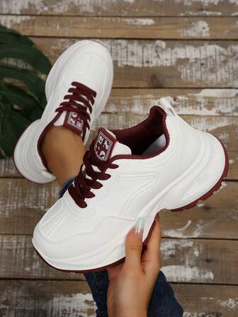 Zapatillas casuales con suela gruesa para mujer, zapatos deportivos versátiles, cómodos y con estilo, aptos para todas las estaciones, color burdeos, zapatillas deportivas de estudiante de estilo chunky