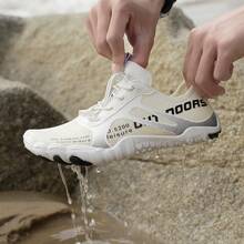 1双女士白色水鞋，防滑户外沙滩赤脚鞋，字母图案，透气速干鞋面，适合游泳池、冲浪、划船、钓鱼、海滩度假、溪流、潜水、瑜伽、健身房、越野跑等活动。 - 白色 - 查看 4