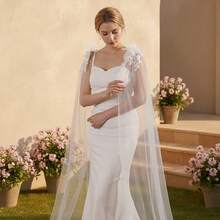 1 đôi áo choàng dài vai màu trắng họa tiết hoa dành cho cô dâu, kiểu dáng thanh thoát như tiên nữ, thích hợp cho đám cưới, tiệc tùng, tiệc chiêu đãi. - Nhiều màu - Xem 2