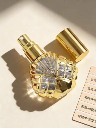 Botella de perfume con concha dorada - Vidrio de lujo de 15ml tamaño de viaje rellenable con atomizador, regalo cosmético elegante para mujeres, atomizador de niebla fina, contenedor portátil de aceites esenciales | Accesorios de moda y artículos de viaje esenciales