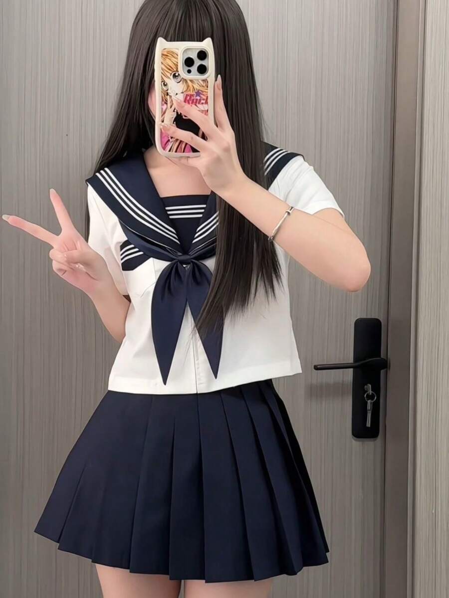 Cosplay Clothing - 紺色三本短袖+短裙+紺金魚結 - 查看 1