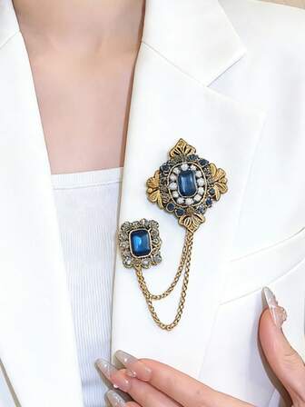 1 Piece Of Square Brooch Inlaid With Pearls, Women's Court-Style Retro Design Suit Pin, Niche Fashion Accessory, Women's Gift, Bohemian Retro Brooch, Women's Jewelry