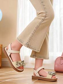 儿童花卉图案蝴蝶结装饰仿皮和布料防滑露趾可调节踝带平底凉鞋，清新甜美可爱休闲，适合夏季野餐和日常穿着 - 米色 - 查看 3