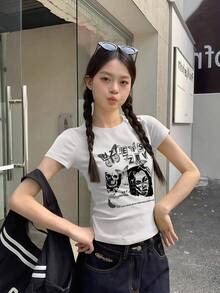 白色修身常规肩短袖T恤，女士夏季款，美式甜辣独特复古风上衣，百搭休闲风 - 白色 - 查看 3