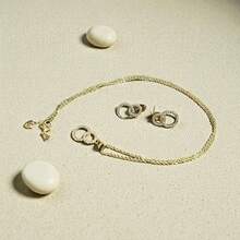 Juego de joyería de 2 piezas en tono dorado: Collar con dije de círculos entrelazados y aretes a juego, set de diseño contemporáneo y brillante para mujer, joyería de moda elegante para cualquier ocasión. - Dorado - Ver 1