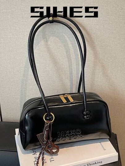 1个纯色PU皮革女士单肩包，时尚大容量保龄球包，拉链封口，褶皱设计，可调节肩带，适合女孩、女士、大学生、年轻职业人士、上班族，非常适合办公室、学校、工作、商务、通勤、户外、旅行、购物（附赠挂件）