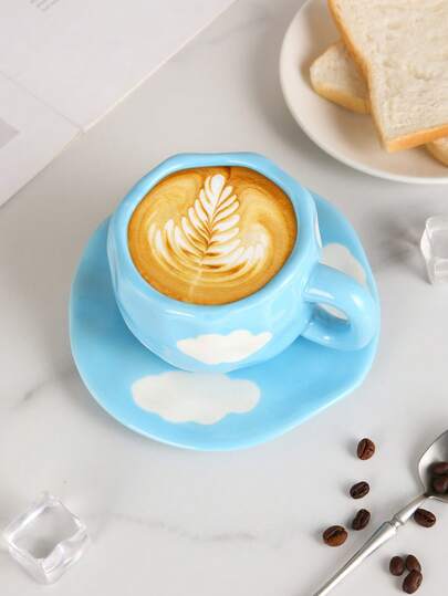 一套高品质手绘云朵咖啡杯碟，陶瓷材质，适合作为礼物，可作水杯、咖啡杯、牛奶杯、茶杯。
