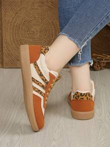 2025新款女士复古德式运动鞋，休闲运动鞋，学生时尚白色鞋 - 棕色 - 查看 6