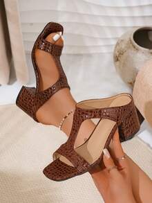 Sandal Selop Hak Tebal Model T-Strap untuk Wanita, Sandal Hak Tinggi Ujung Persegi, Sepatu Musim Panas - Coffee Brown - View 5