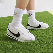 Nike 幼儿新款休闲轻便运动鞋 - 白色/黑色 - 查看 2