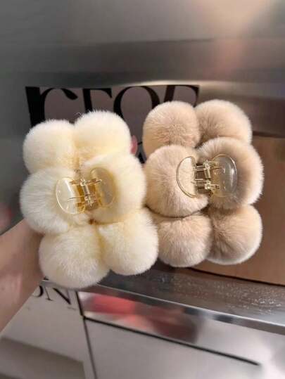 2pcs/1pc Women Beige/Khaki 5.51in Fuzzy Pom Pom Hair Clips, Simple Elegant Princess Style, Suitable For Daily, Makeup, Commute, Vacation, School, Party, Gift, Hair Accessories Women Hair Claws Elegant Claw Clip