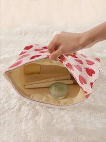Túi đựng mỹ phẩm hình trái tim - Họa tiết in hình trái tim, túi khóa kéo bằng polyester, túi đựng đồ trang điểm du lịch, túi khóa kéo nhẹ, lý tưởng cho người yêu thích trang điểm, món quà tuyệt vời cho chị em gái, sinh viên và người lớn, túi đựng mỹ phẩm in ngẫu nhiên, túi đựng đồ vệ sinh cá nhân, đồ dùng cần thiết khi đi du lịch, đi tàu biển, đi nghỉ mát, unisex - Nhiều màu - Xem 5