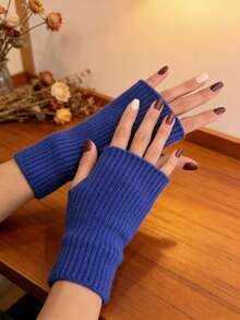 一双露指手套，时尚简约设计，男女通用，触屏针织连指手套，适合运动、骑行、写作、户外活动、聚会等场合，保暖防风，是冬夏送给亲朋好友的绝佳礼物。 - 白色 - 查看 16