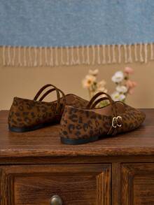 女士时尚方头豹纹玛丽珍芭蕾舞鞋，适合日常通勤、办公、派对、约会等场合，休闲百搭的平底鞋，双绑带设计 - 豹紋 - 查看 5