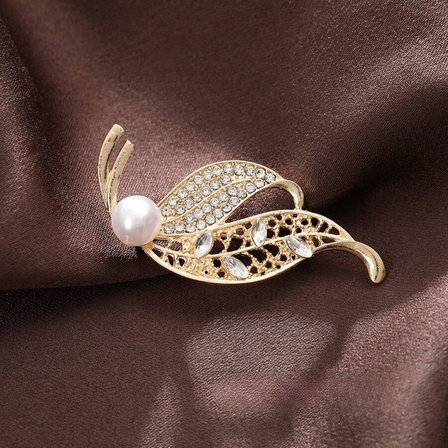 Fashion Temperament Korean Version Of Pearl Flash Diamond Leaf Double Leaf Brooch Clothing Accessories Suit Coat Anti-Light Pin - Gold - View 1