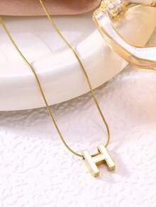 1 pieza Colgante con letra H de acero inoxidable, collar de acero de titanio, collar de clavícula minimalista de lujo personalizado para mujeres