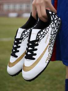 All-Season Sports Competition Football Shoes, For Teenagers And Students, Football Training Shoes, Football Match Shoes, Soft Spikes, Comfortable (Shoelaces In Black & White, Asymmetrical Camouflage Pattern On Uppers) - White - View 9