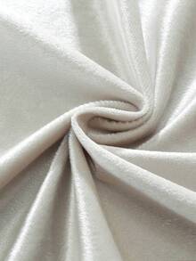 1 件天鹅绒桌布，饰有精致的 3D 刺绣和蕾丝花边，适用于厨房、餐厅、会议桌，长方形或正方形皆可，四季皆宜，可用于家居装饰、节日、家庭聚会、送礼、派对和婚礼。 - 米色 - 查看 8