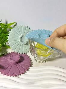 3 Stück/1 Stück Sonnenblumen-förmiger Silikon-Tassen-Deckel, Multifunktionales Silikon-Tassen-Deckel-Set, staubdichter Silikon-Tassen-Deckel, kreative Sonnenblumen-förmige Tassen-Manschette, Tassen-Dekoration, Feiertags-Tisch-Dekoration, geeignet für Teetassen und Kaffeebecher - Verschiedenfarbig - Übersicht 2