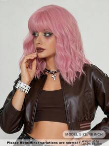 AKAKO 粉色刘海短款波浪卷发假发，16英寸及肩卷发假发，合成耐热假发，适合日常佩戴、音乐节派对角色扮演、街头嘻哈Y2K风格、时尚服装假发配饰 - 粉色 - 查看 4