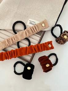 1 Pc Women's Hair Accessories Solid Color + Leopard Print Soft Velvet Chic 2-In-1 Snap Hair Tie & Wrist Bracelet For Cozy Fall/Winter High Ponytail With A Hair Tie ,Hair Elastics ,Hair Rubber Bands ,Hair Rope Head Accessories